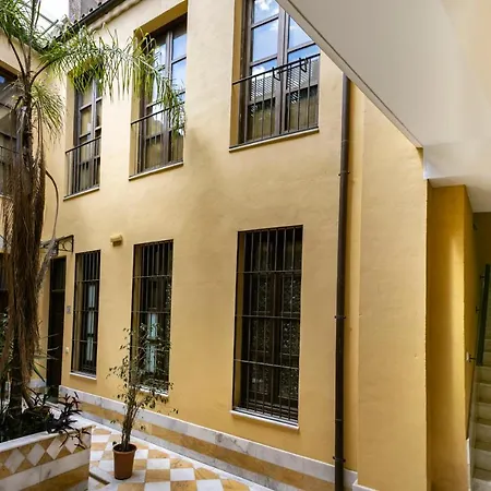-malagasunapts- Premium Historical Citycentre *
